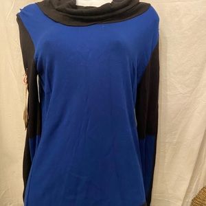 Angelz colorblock ty ic sweater size XS NWT